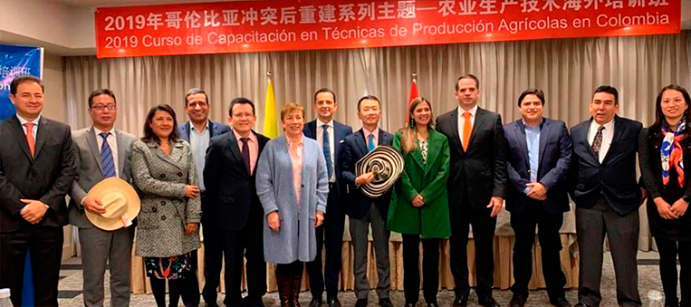 10-China-capacitará-a-180-colombianos-en-agricultura,-10-de-ellos-son-de-la-ADR