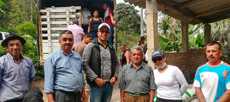 3-​​​​​Con-más-de-$280-millones,-la-ADR-beneficia-a-productores-de-granadilla,-en-Nariño​​