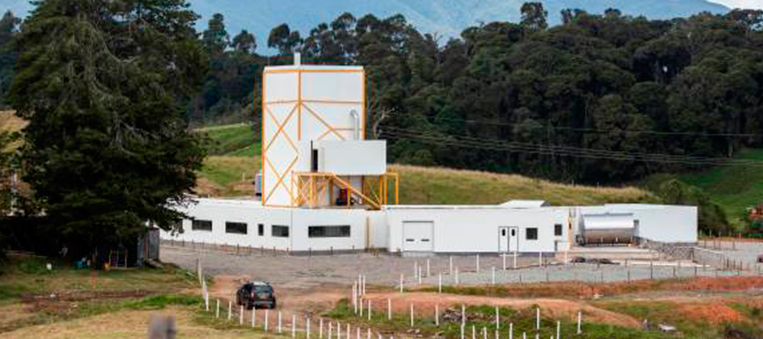Planta pulverizadora espera volver más competitivo el sector lácteo del Norte de Antioquia