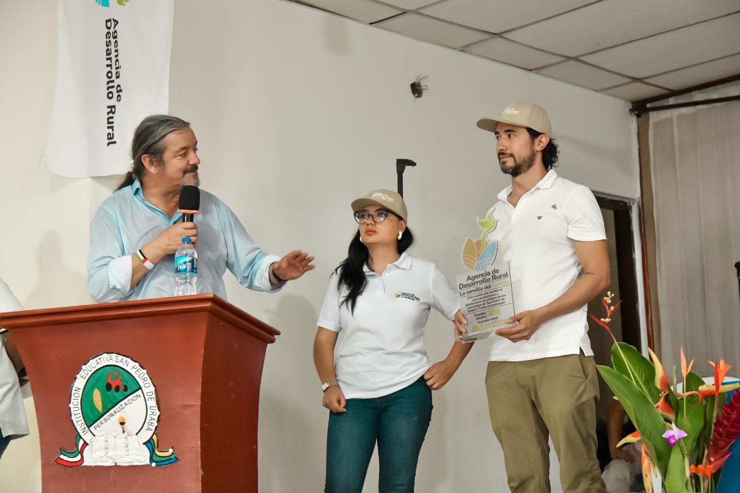 La intervención del Gobierno nacional con proyectos productivos en territorios que han sido afectados por la violencia es el camino hacia la Paz Total. Foto- Mayred Silva (ADR)