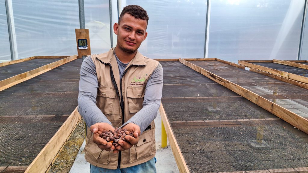 El proyecto no solo se enfoca en la producción, sino también en el fortalecimiento socioempresarial y asociativo de ASOCAVAL. Foto: Mónica Restrepo (ADR)