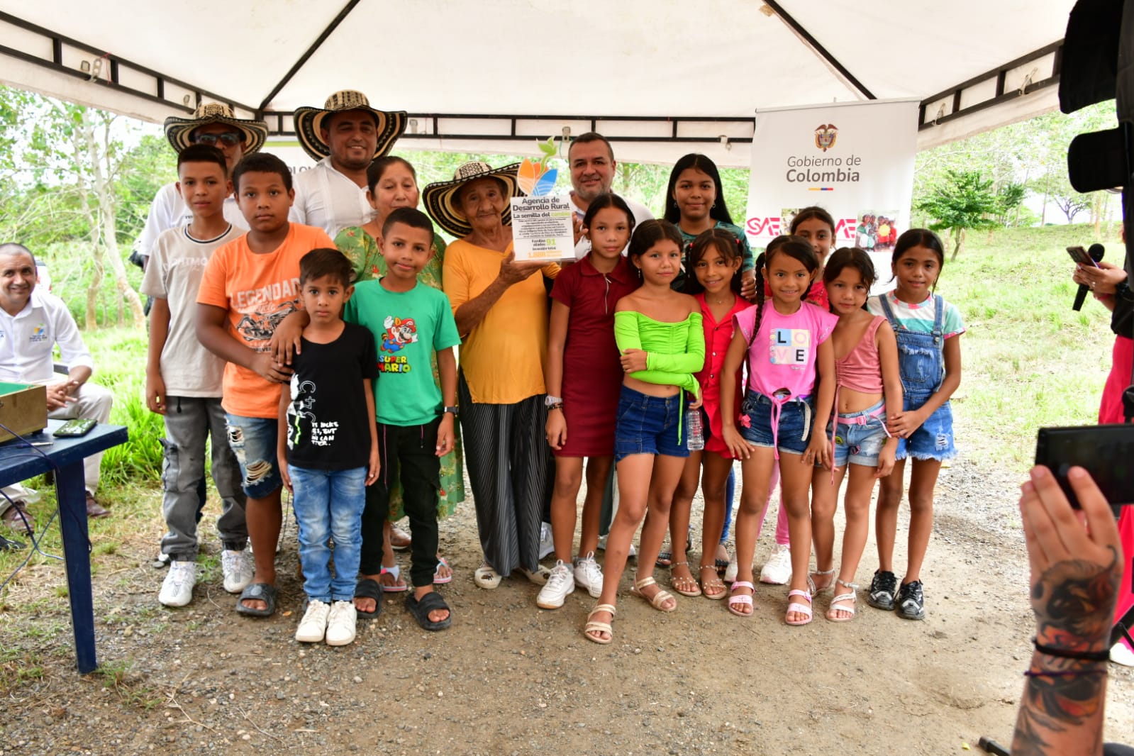Esta iniciativa es un ejemplo de cómo las entidades de Gobierno trabajan articuladamente para restablecer los derechos de las víctimas del conflicto armado. Foto: Camila Polanco (ADR)
