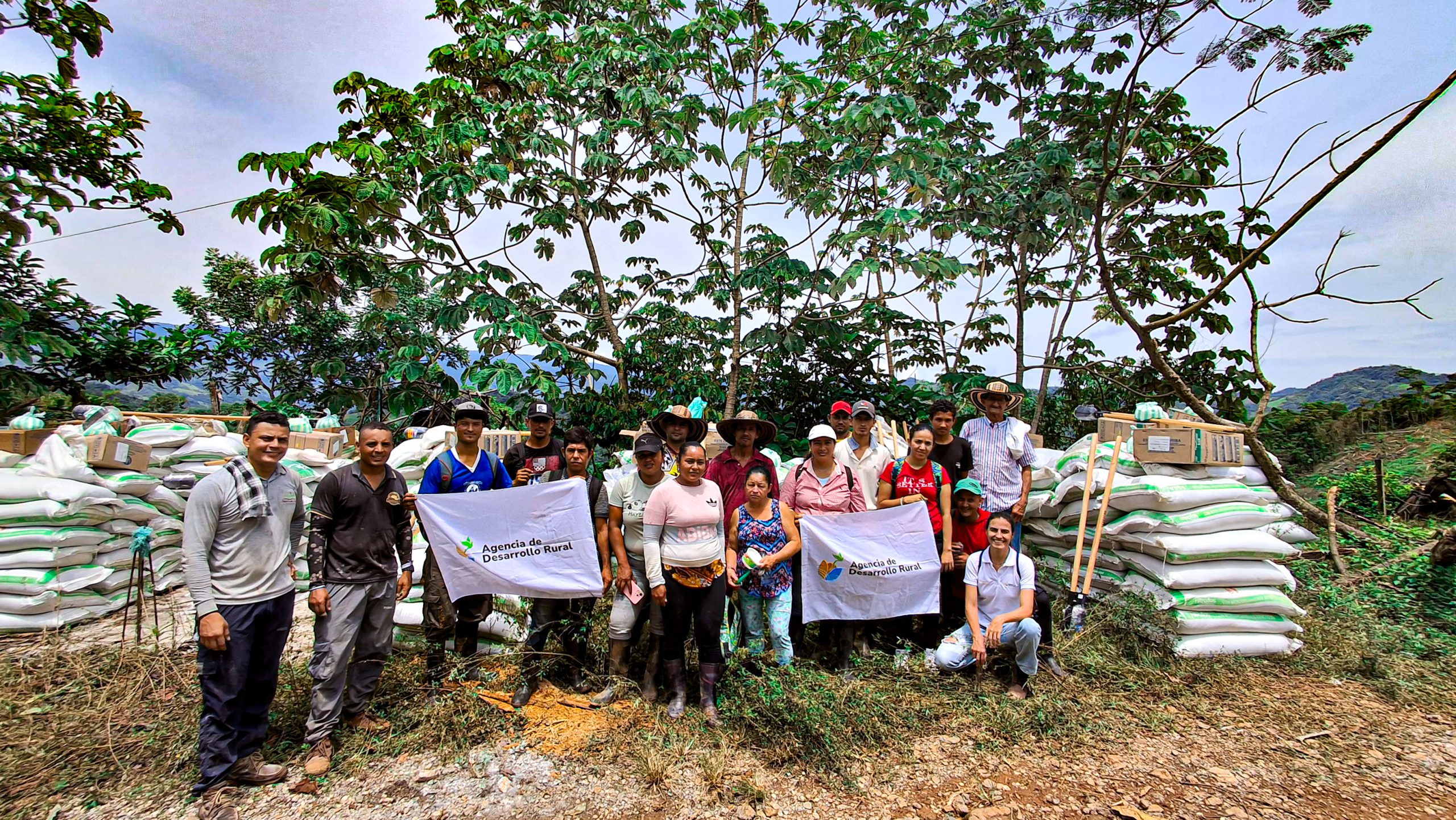 El apoyo decidido del Gobierno a la agricultura Campesina, Familiar, Étnica y Comunitaria, no solo mejora los ingresos de las familias productoras sino que permite una mayor oferta y mejores precios para los consumidores. Foto: Mónica Restrepo (ADR)
