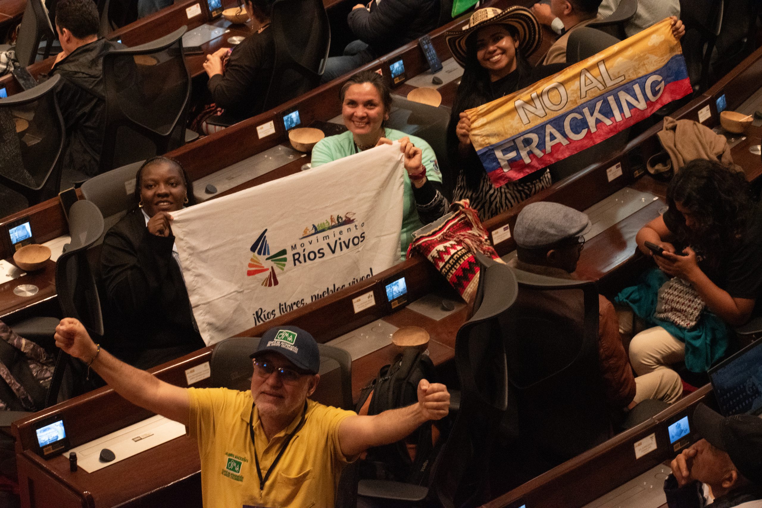 La voz del campesinado se escuchó fuerte y firme en el Congreso de la República. 65 organizaciones campesinas provenientes de todo el país se dieron cita en la instalación de la Comisión Nacional Mixta de Asuntos Campesinos. Foto: Lisa Trujillo (ADR)