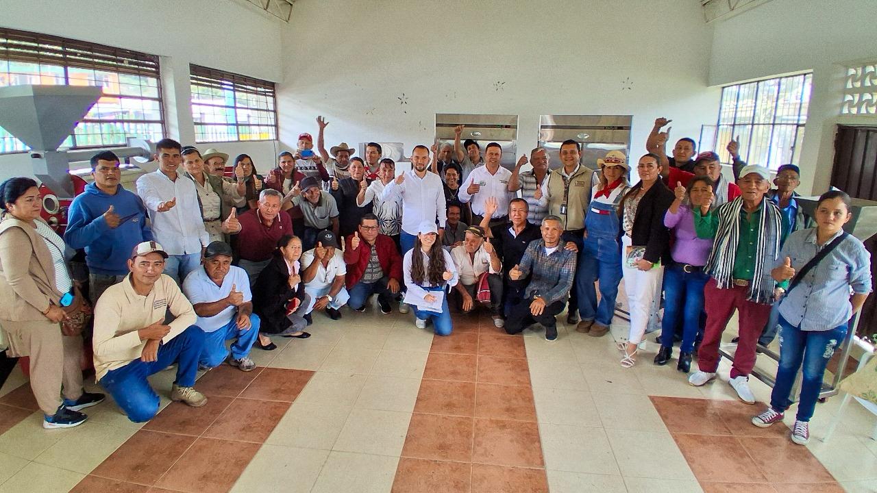 Del grano al licor de cacao: 29 familias campesinas generarán valor agregado en Boyacá