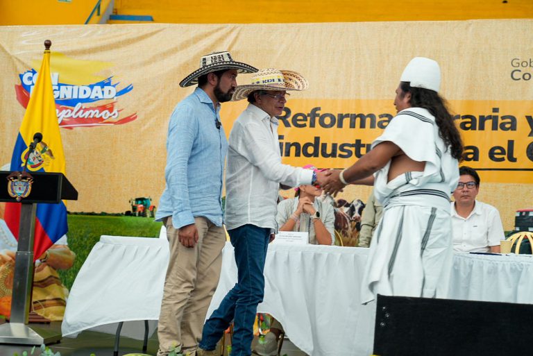 La ADR entrega más de $18.800 millones en activos productivos a familias del Cesar y La Guajira