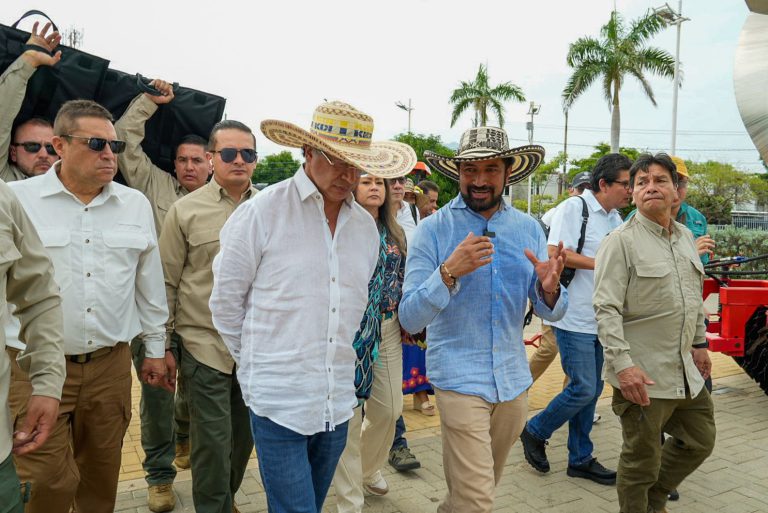 La ADR entrega más de $18.800 millones en activos productivos a familias del Cesar y La Guajira