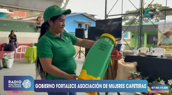Gobierno Fortalece Asociación de mujeres Cafeteras
