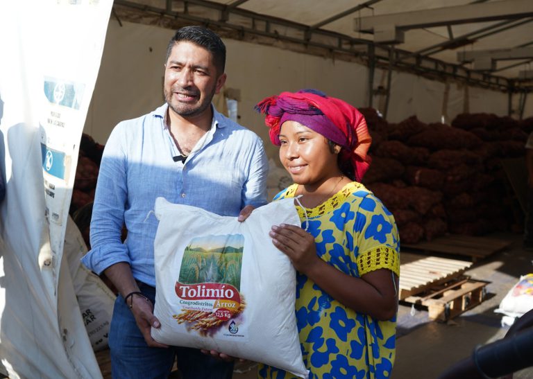 La ADR inició la entrega de más de 75.000 canastas alimentarias en Colombia (2)