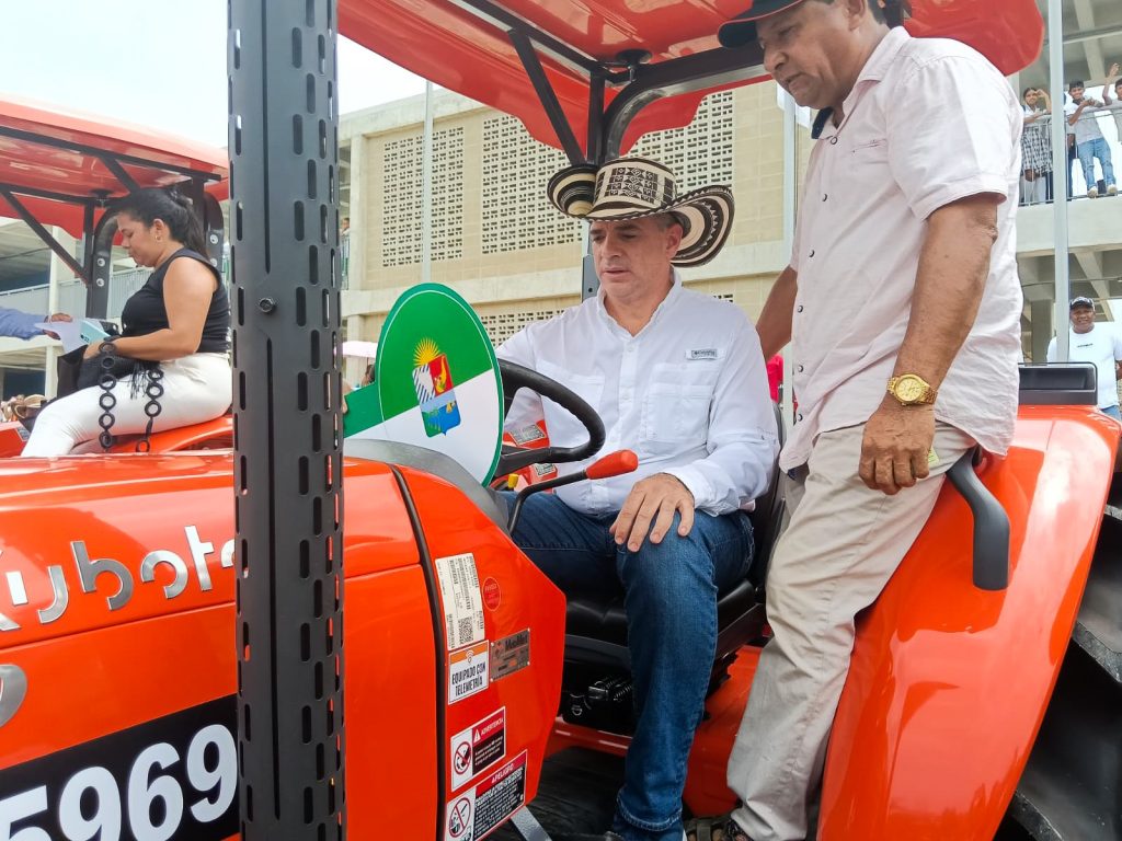 Maquinaria y productividad ADR fortalece la cadena de la yuca industrial en Sucre