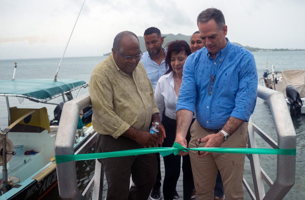 Nuevo muelle flotante entregado por la ADR para la pesca artesanal en Providencia